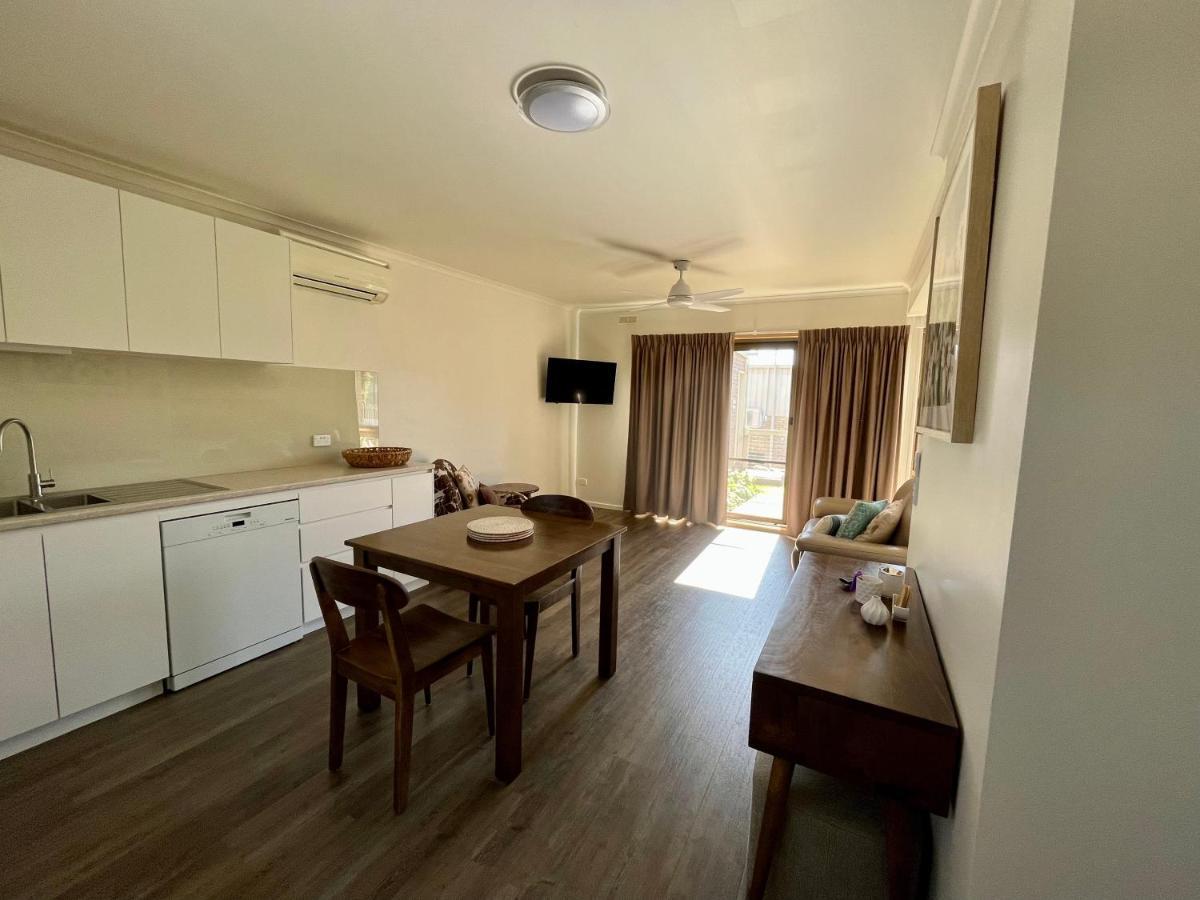 Gowings Of Mallacoota Exterior photo